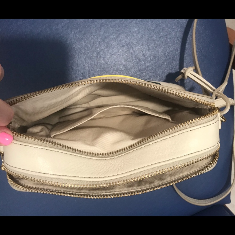 Fossil Sydney leather crossbody robot - Picture 10 of 16